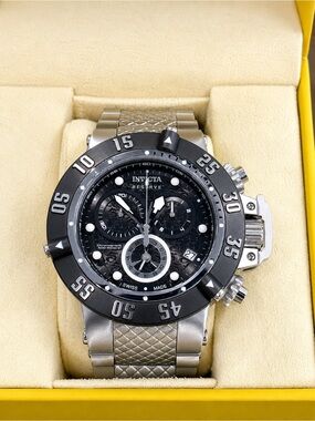 Invicta Subaqua Men's Chronograph Quartz 500m Black Dial SS Bracelet